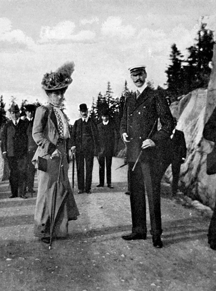 König Haakon VII. von Norwegen 1872-1957 mit seiner Gemahlin Königin Maud 1869-1938, 1908. von Queen Alexandra