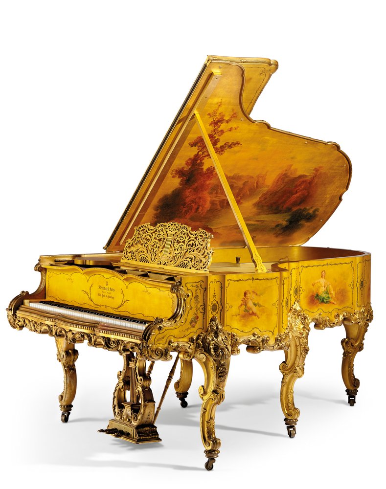 Ein feines vergoldetes und Vernis Martin Klavier, ca. 1898 von Steinway and Sons