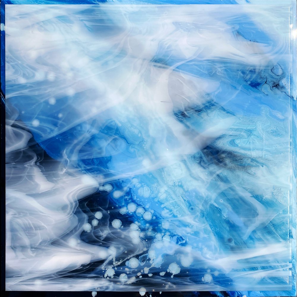 Aqua Blauer Fluss von Alyson Storms