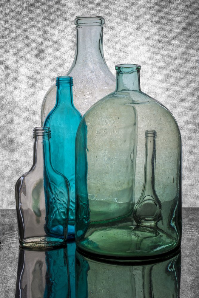 Bunte Glasflaschen von Brig Barkow