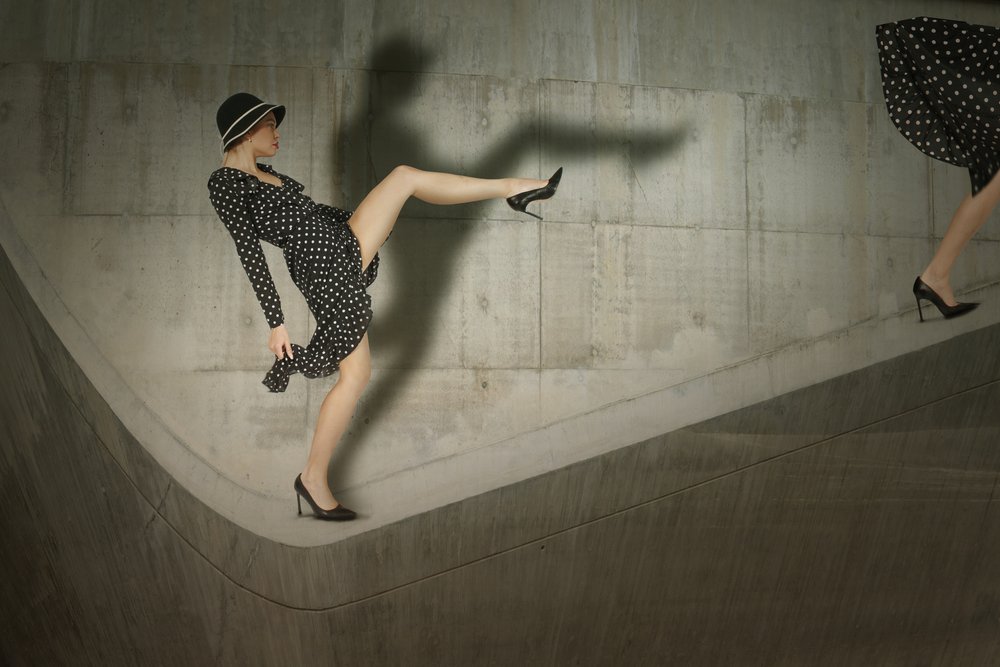 Polka-Dot-Modepose von Christine von Diepenbroek
