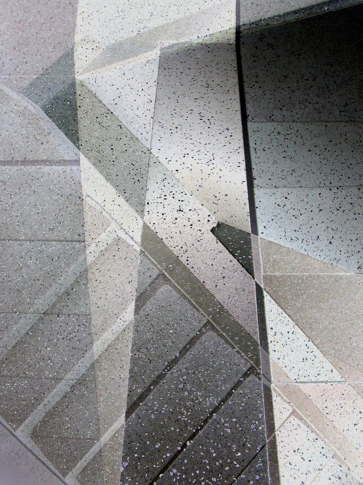 Geometrisches Lichtspiel von Claudio Boczon