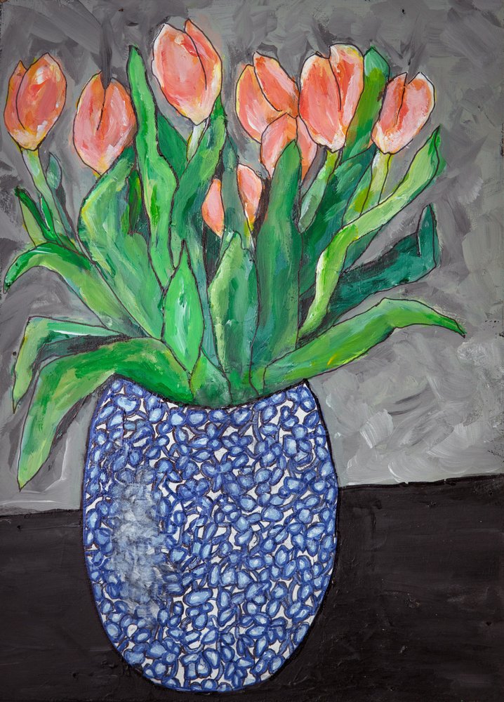 Lebendige Tulpen in blauer Vase von Dale Hefer & Family