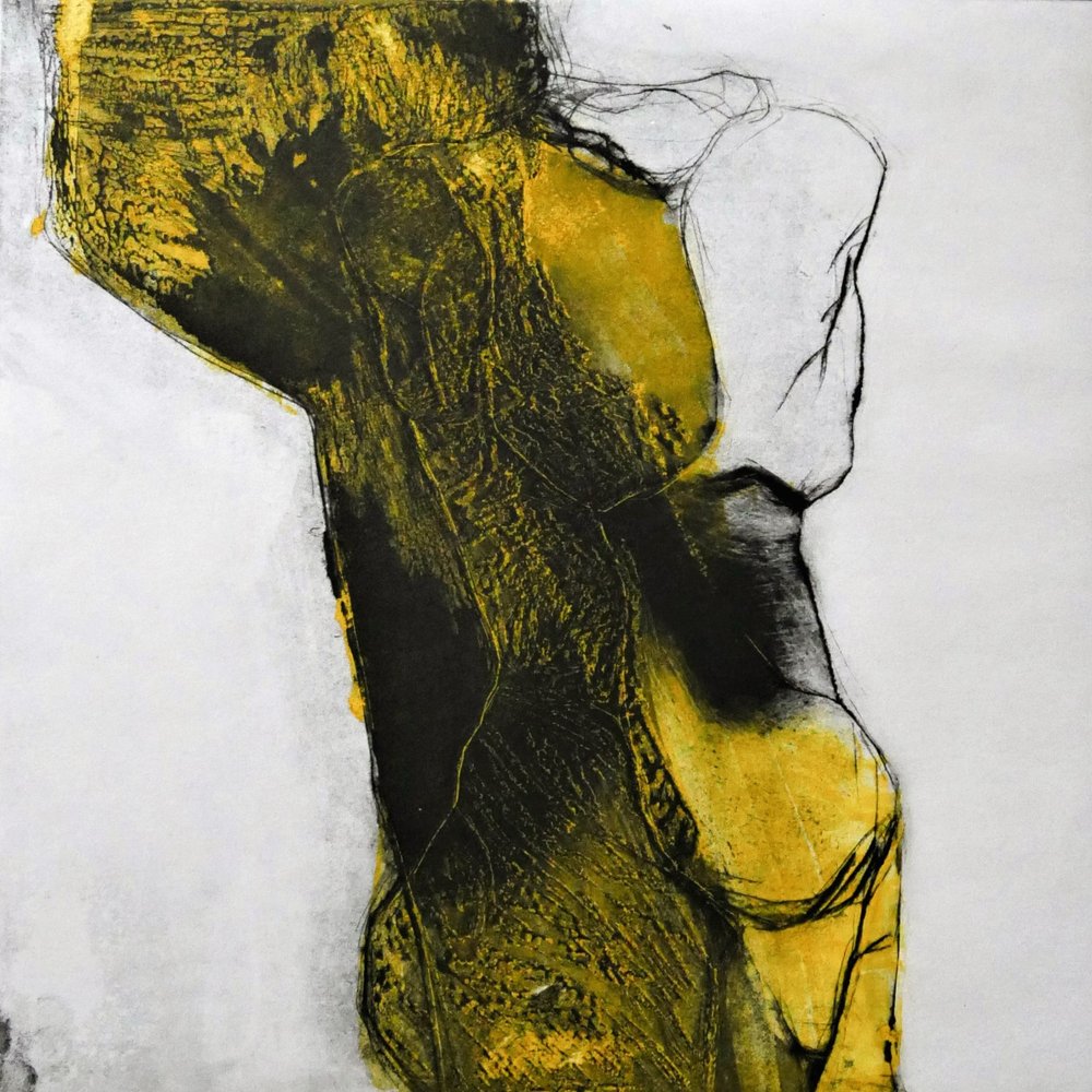 Abstrakte gelbe Figur von Doris Schmitz