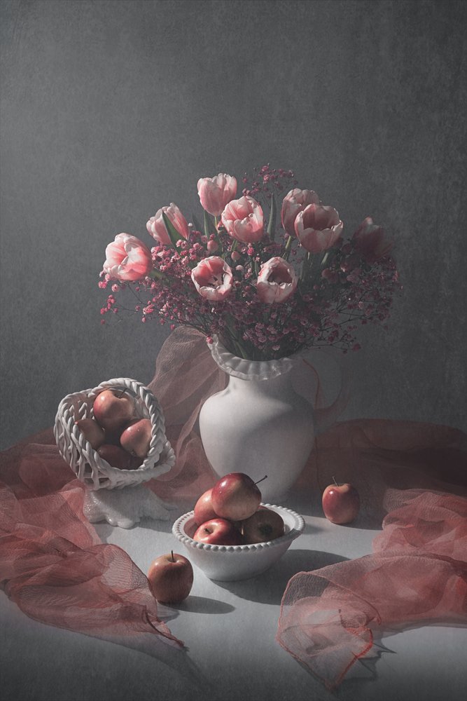 Sanfte Rosa Tulpen und Äpfel von Lydia Jacobs