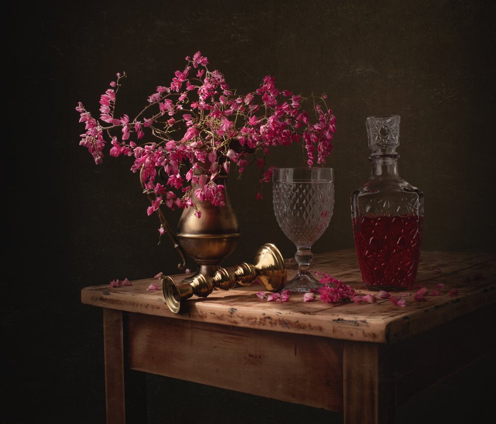 Elegantes Pinkes Stillleben von Margareth Perfoncio