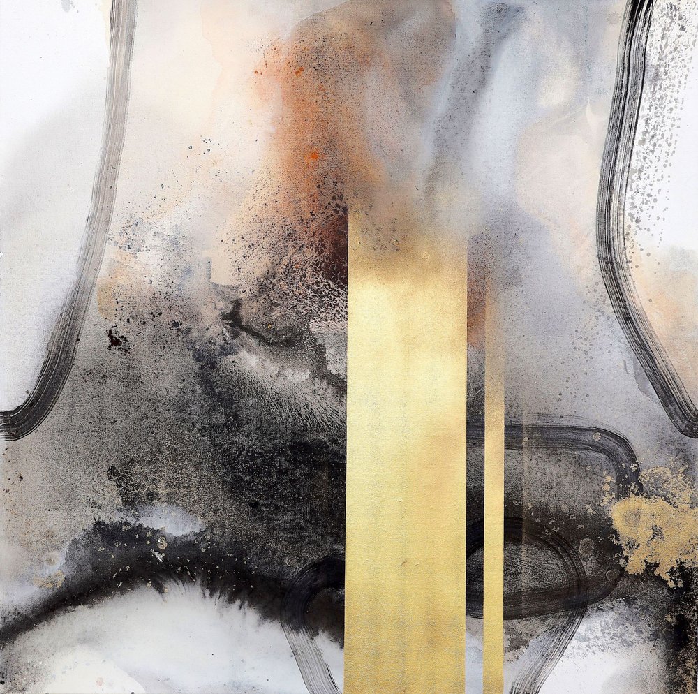 Dynamisches goldenes Abstrakt von Poonam Choudhary