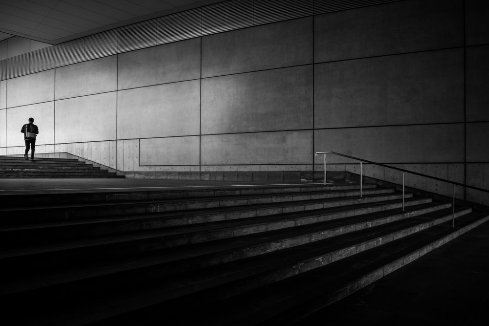 Moderne Schritte Einsamkeit von Satoshi Hata