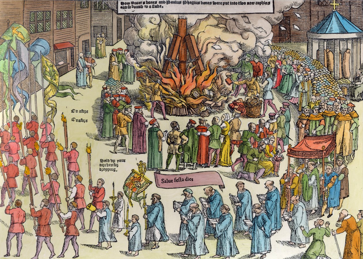 Die Verbrennung der Überreste von Martin Bucer (1491-1551) und Paul Fagius (1504-49) auf dem Marktplatz in Cambridge im Jahr 1557, aus 