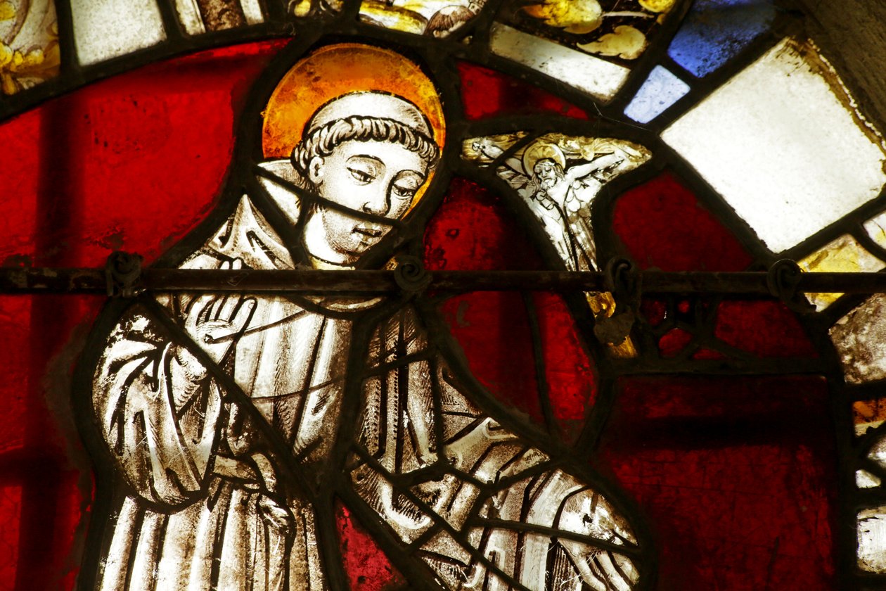 Fenster mit Darstellung des jungen Mönchs Franziskus, der eine Vision von Christus hat von French School