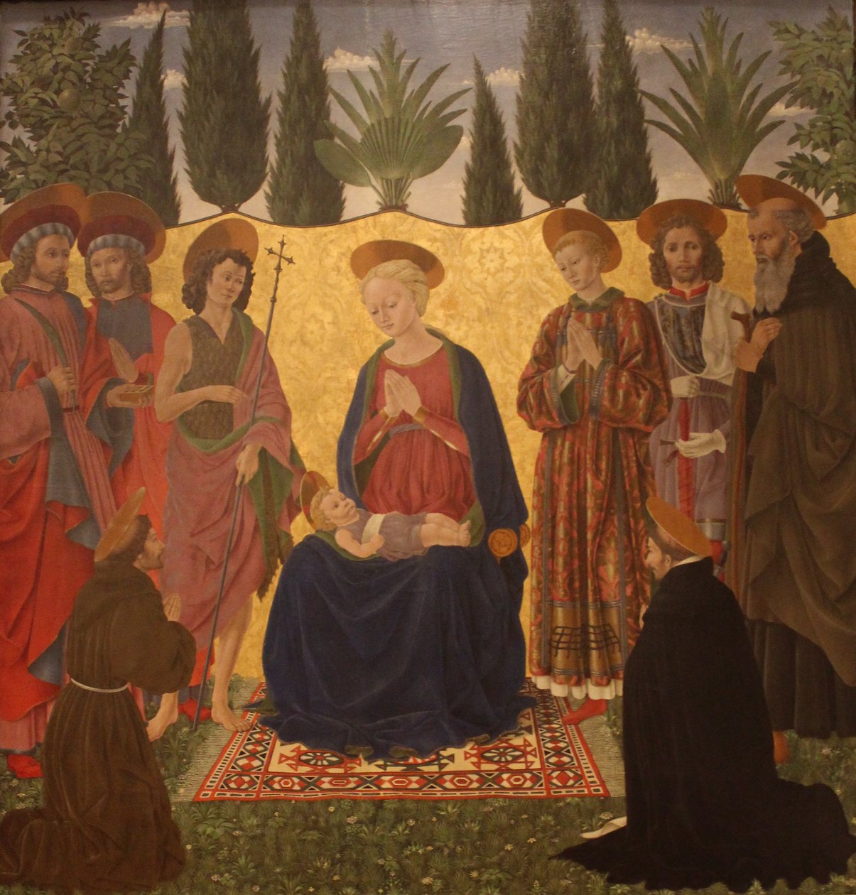Maria und Kind mit acht Heiligen von Alesso Baldovinetti
