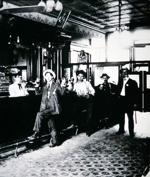 Typischer westlicher Saloon von American Photographer