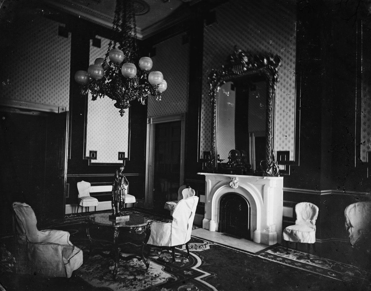 Weiße Haus Innenansicht, Altes Grünes Zimmer, Präsidentenstudie, 1860-80 von American Photographer
