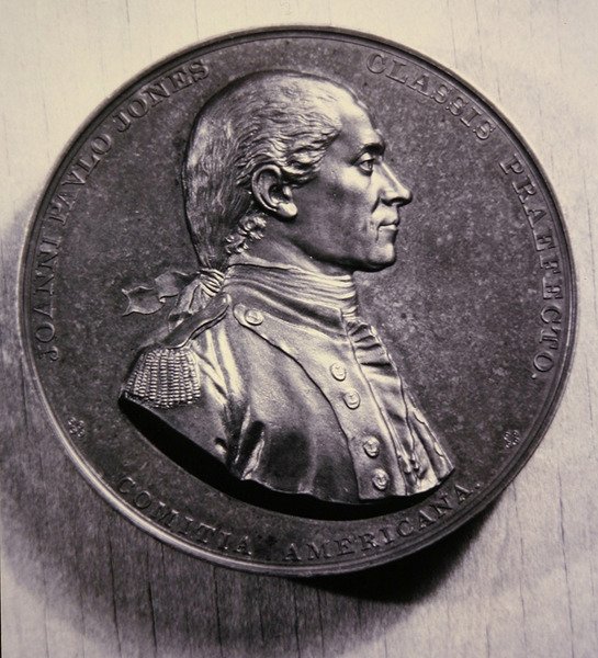 Gedenkmedaille von John Paul Jones, nach einem Porträt von Jean-Antoine Houdon von American School