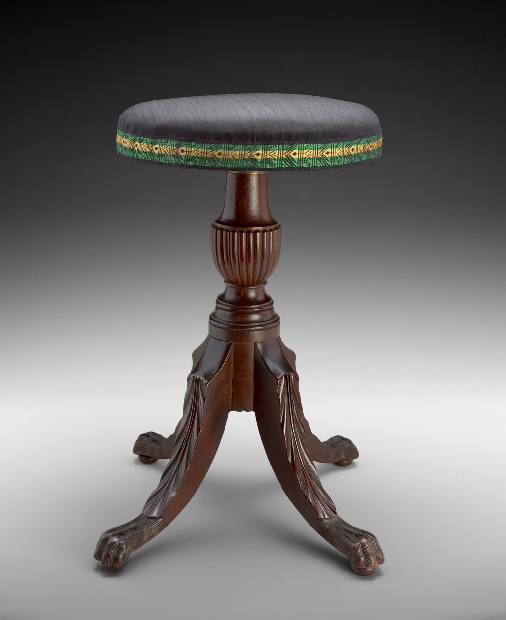 Musikhocker, ca. 1810-15 von American School