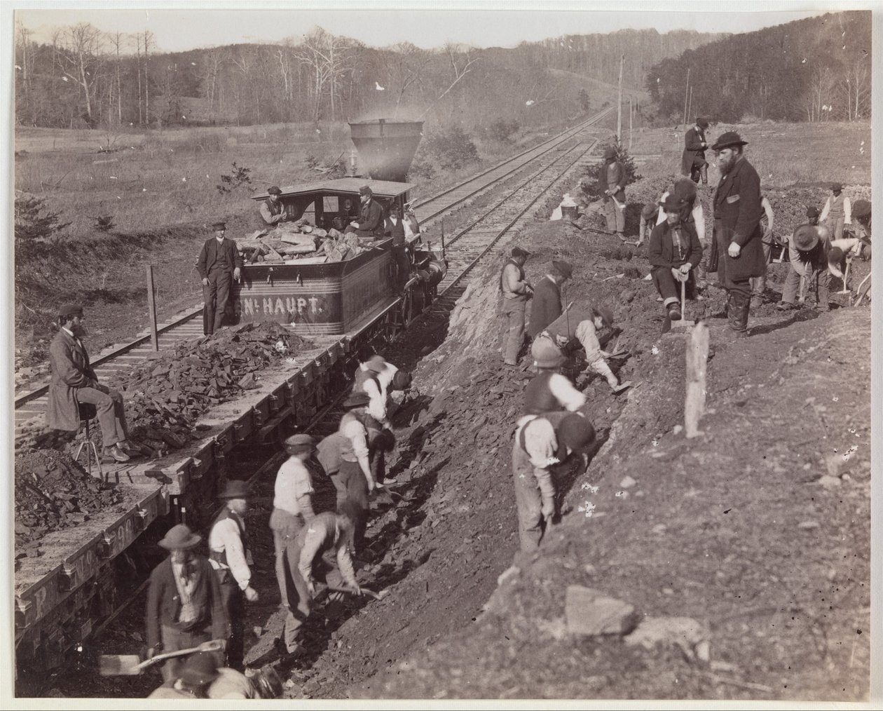Ausgrabungen für "Y" an der Devereaux Station, Orange & Alexandria Railroad von Andrew Joseph Russell