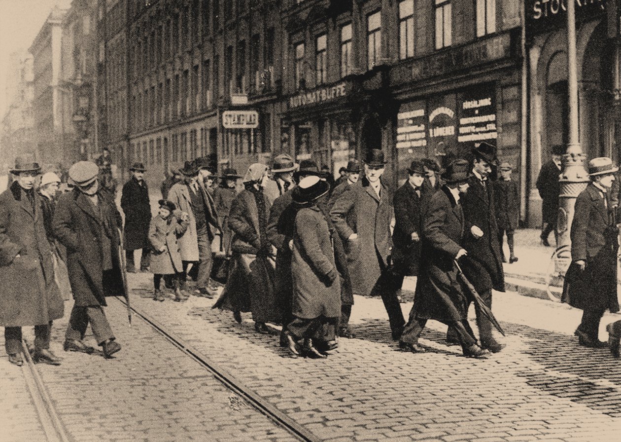 Lenin in Stockholm mit Ture Nerman und Carl Lindhagen am 13. April 1917, 1917 von Axel Malmström