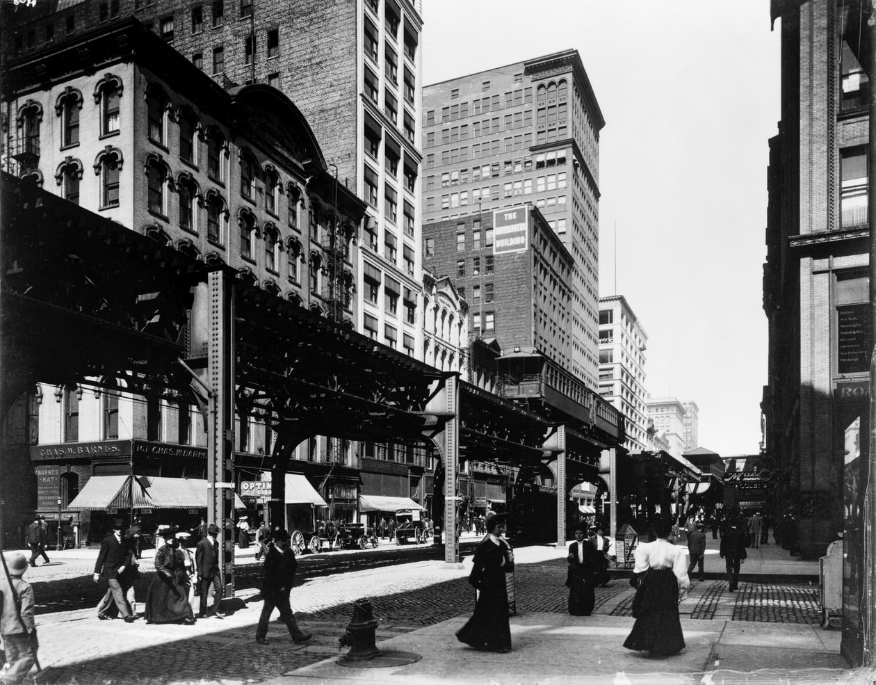 Hochbahngleise in der Wabash Avenue, Chicago, Illinois, USA von Barnes and Crosby