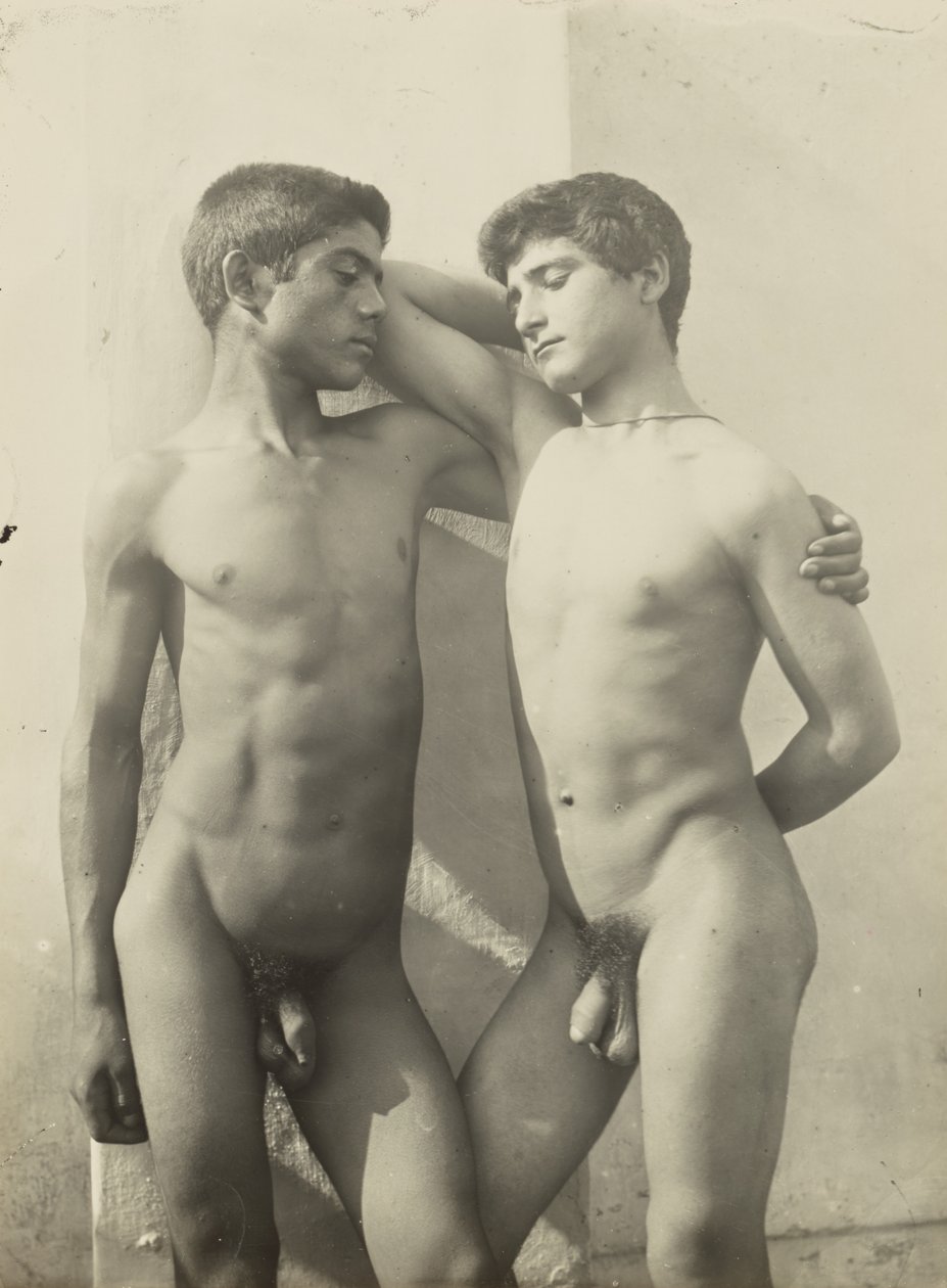Zwei nackte Jugendliche von Baron Wilhelm von Gloeden