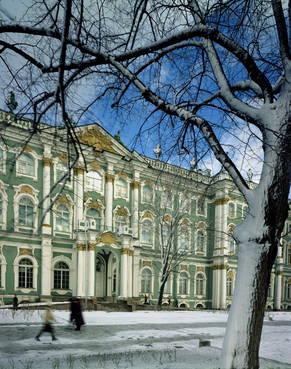 Ansicht der Südfassade des Winterpalastes, vom Palastplatz, 1754-62 von Bartolomeo Franceso Rastrelli