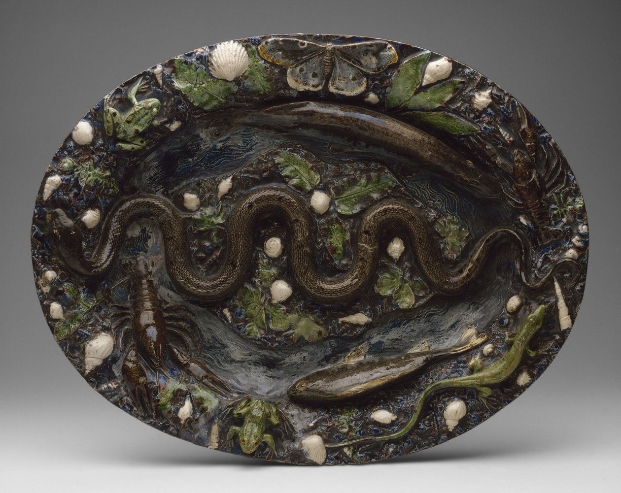 Rustikale Ware: Schale mit Tier- und Pflanzenornamenten, zweite Hälfte des 16. Jahrhunderts von Bernard Palissy