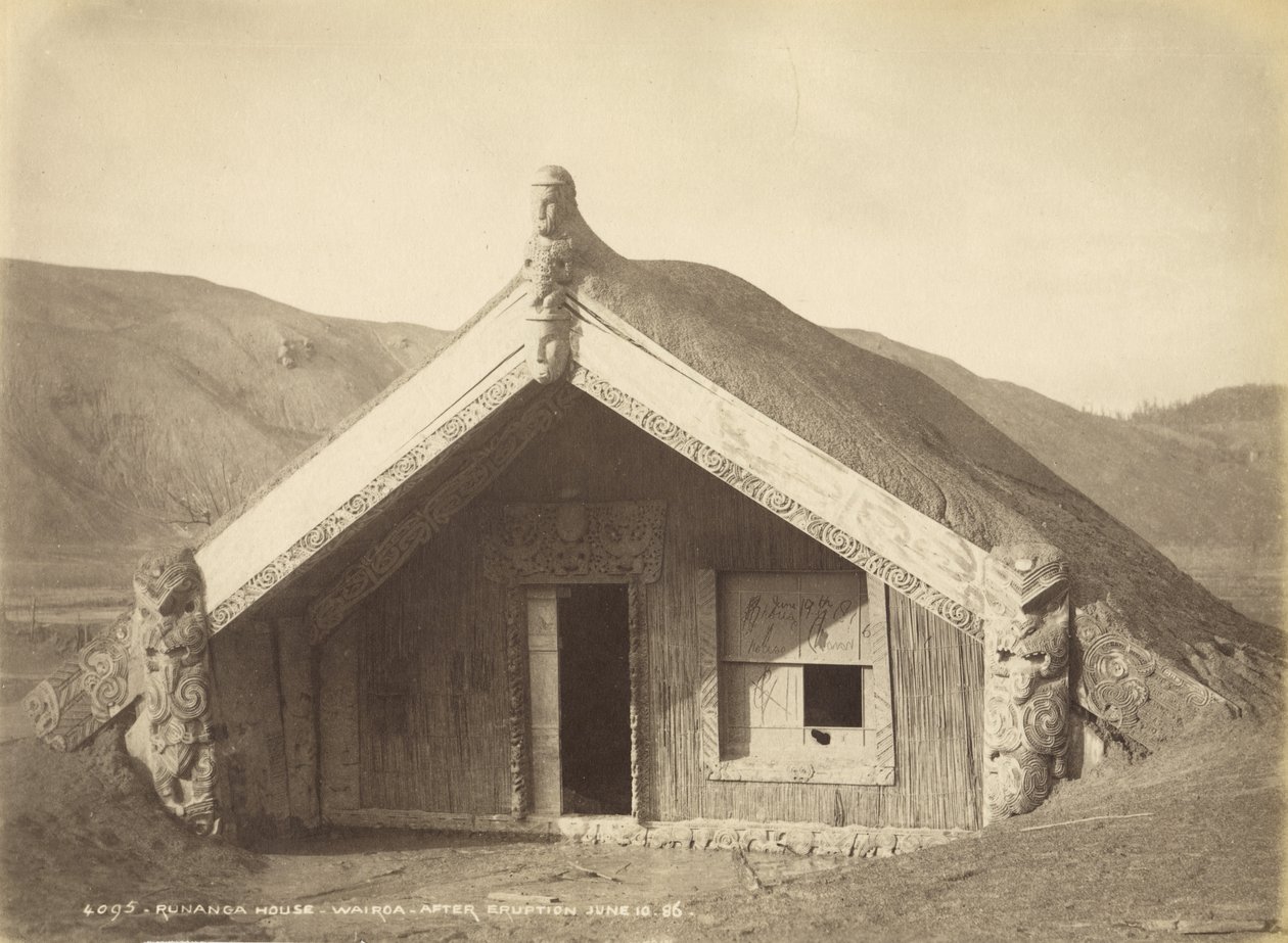 Runanga House - Wairoa - Nach dem Ausbruch 10. Juni 1886, Juli 1886 (Albuminabzug) von Burton Brothers Studio