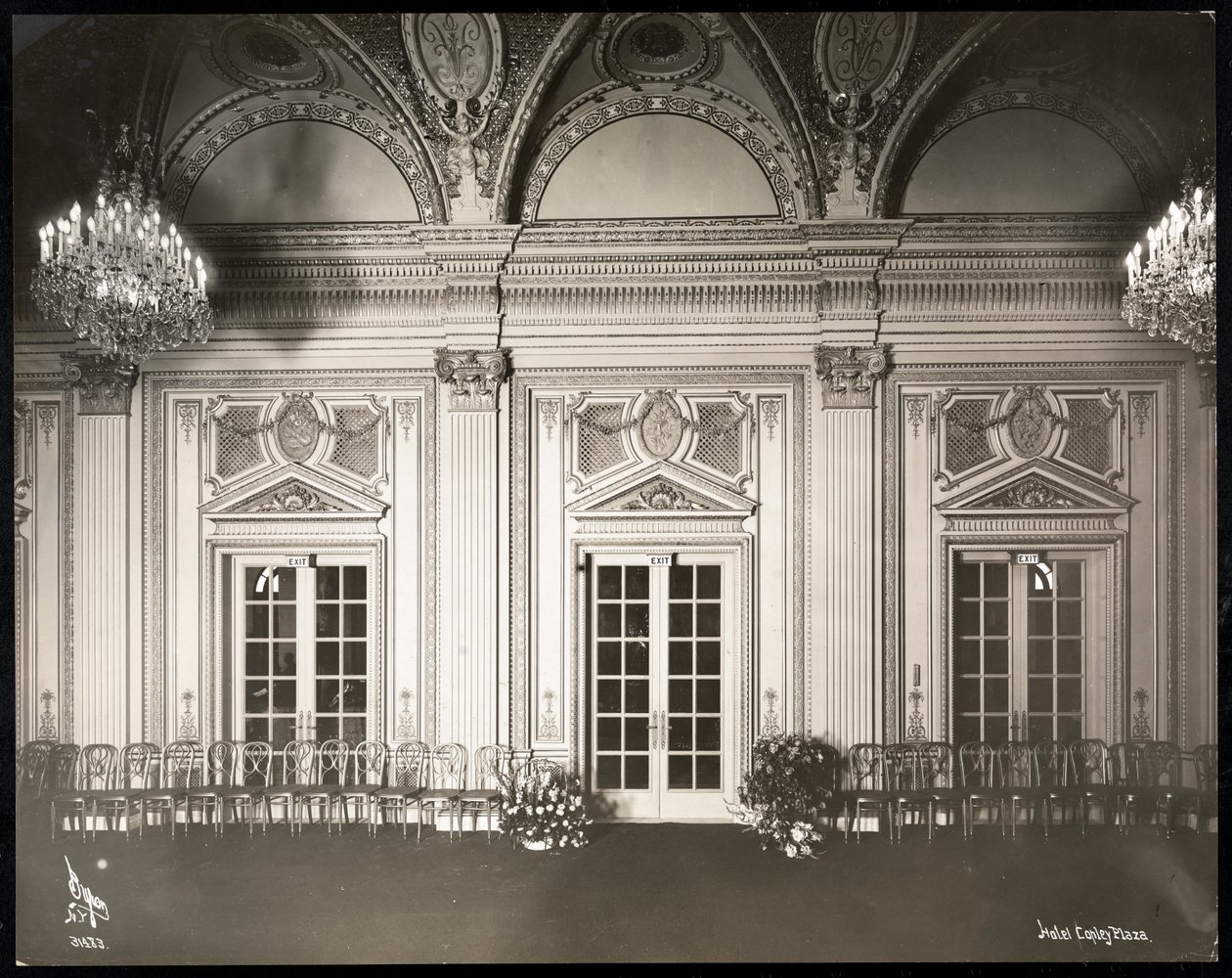 Ballsaal im Coplay Plaza Hotel, Boston, 1912 oder 1913 von Byron Company