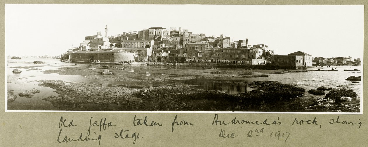 Altes Jaffa von Andromedas Felsen aus gesehen, 2. Dezember 1917 von Capt. Arthur Rhodes