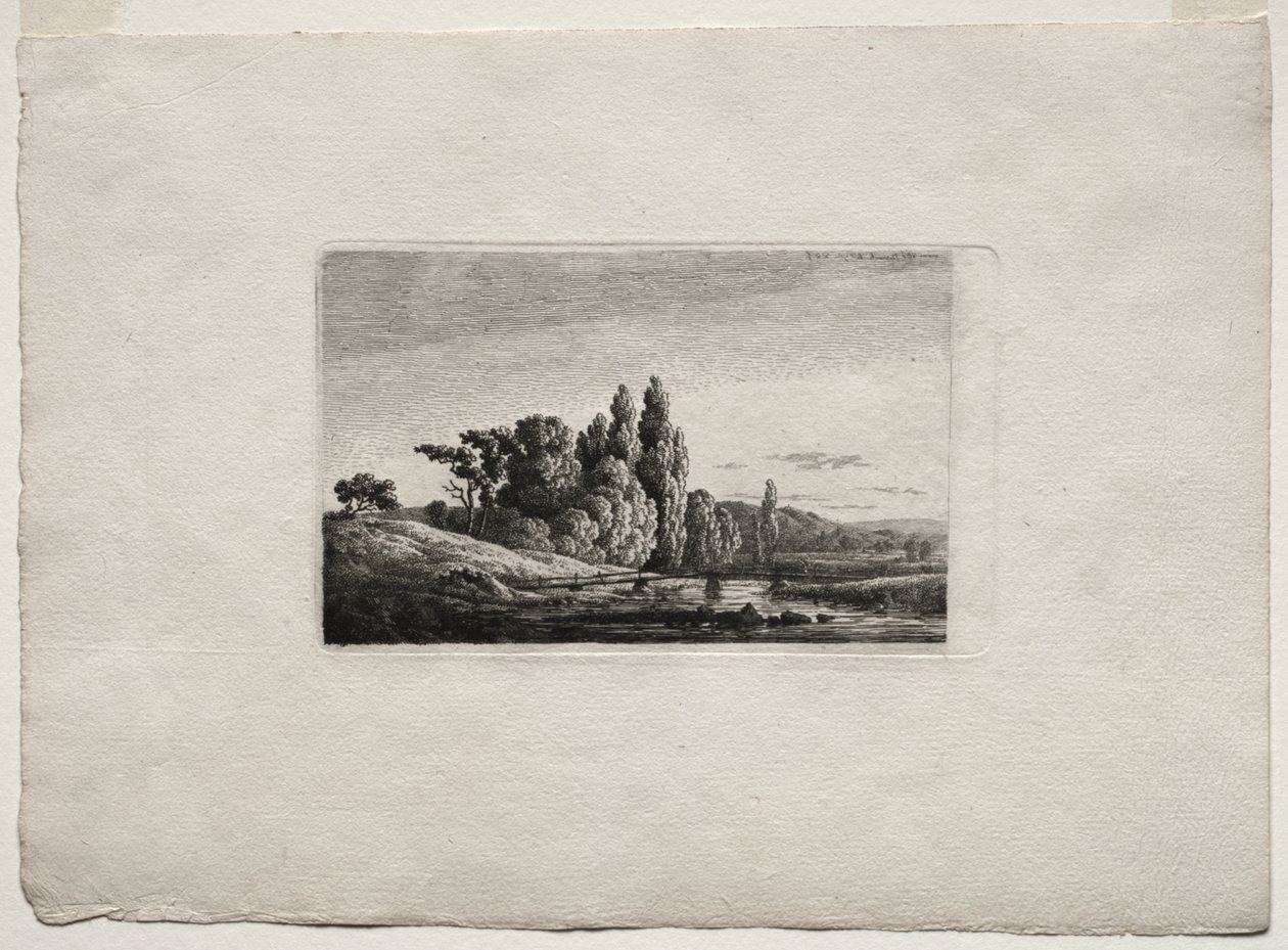 Fußgängerbrücke mit Kreuz vor Bäumen an einem Fluss von Caspar David Friedrich