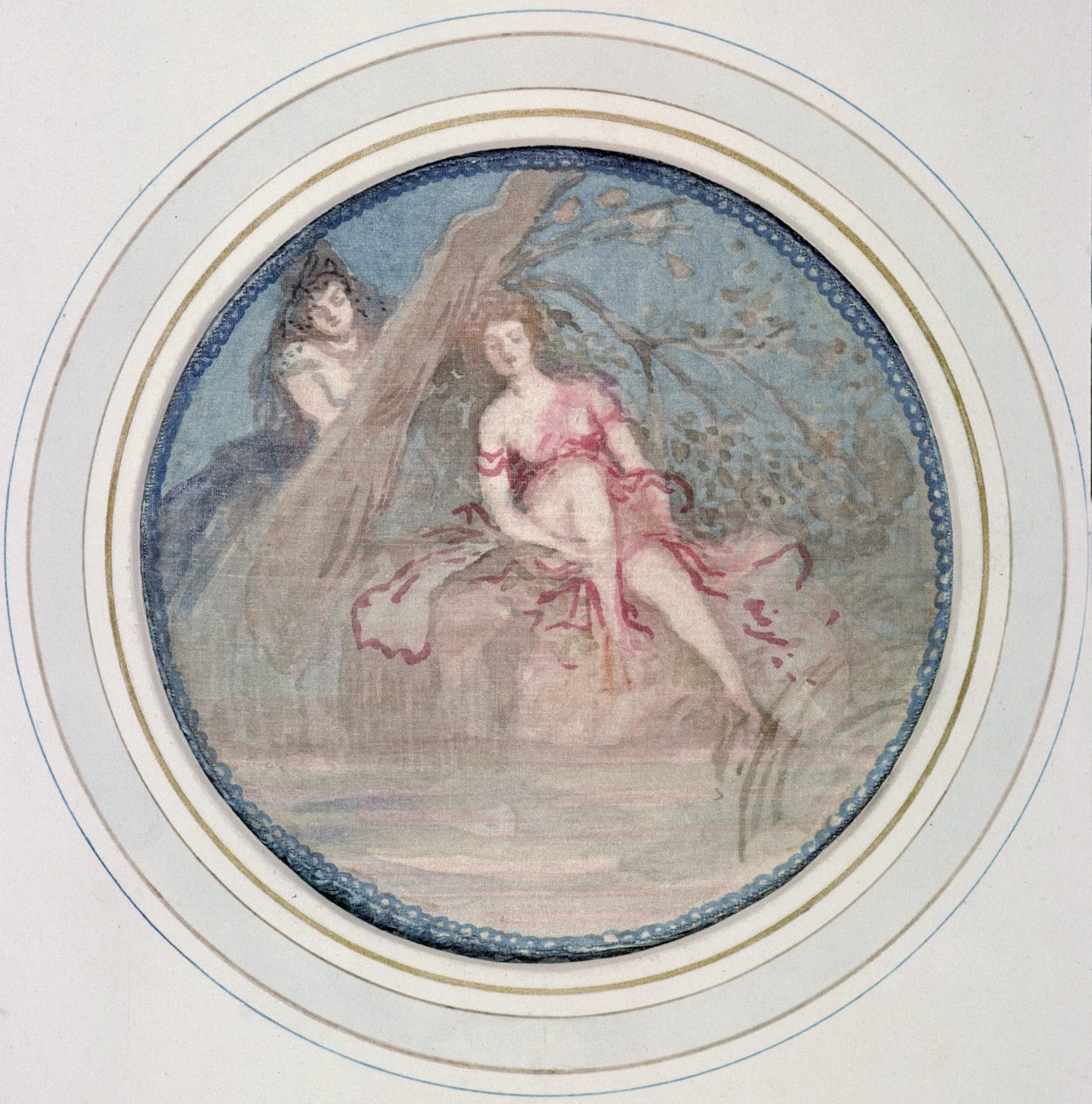 Weibliche Figur, die am Ufer eines Baches sitzt: eine andere Figur hinter einem Baum von Charles Edward Conder