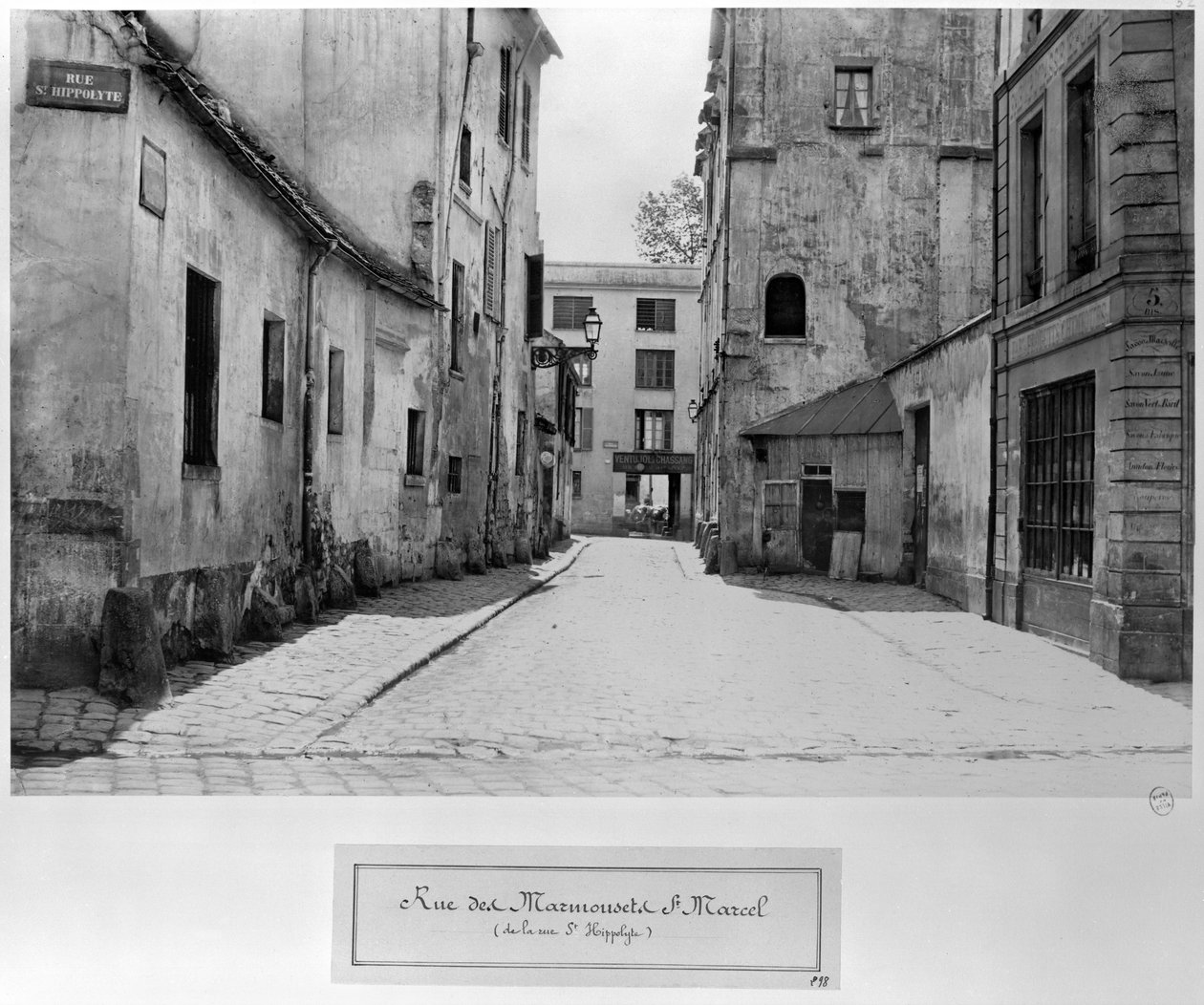 Rue des Marmousets Saint-Marcel, von der rue Saint-Hippolyte, Paris, 1858-78 von Charles Marville