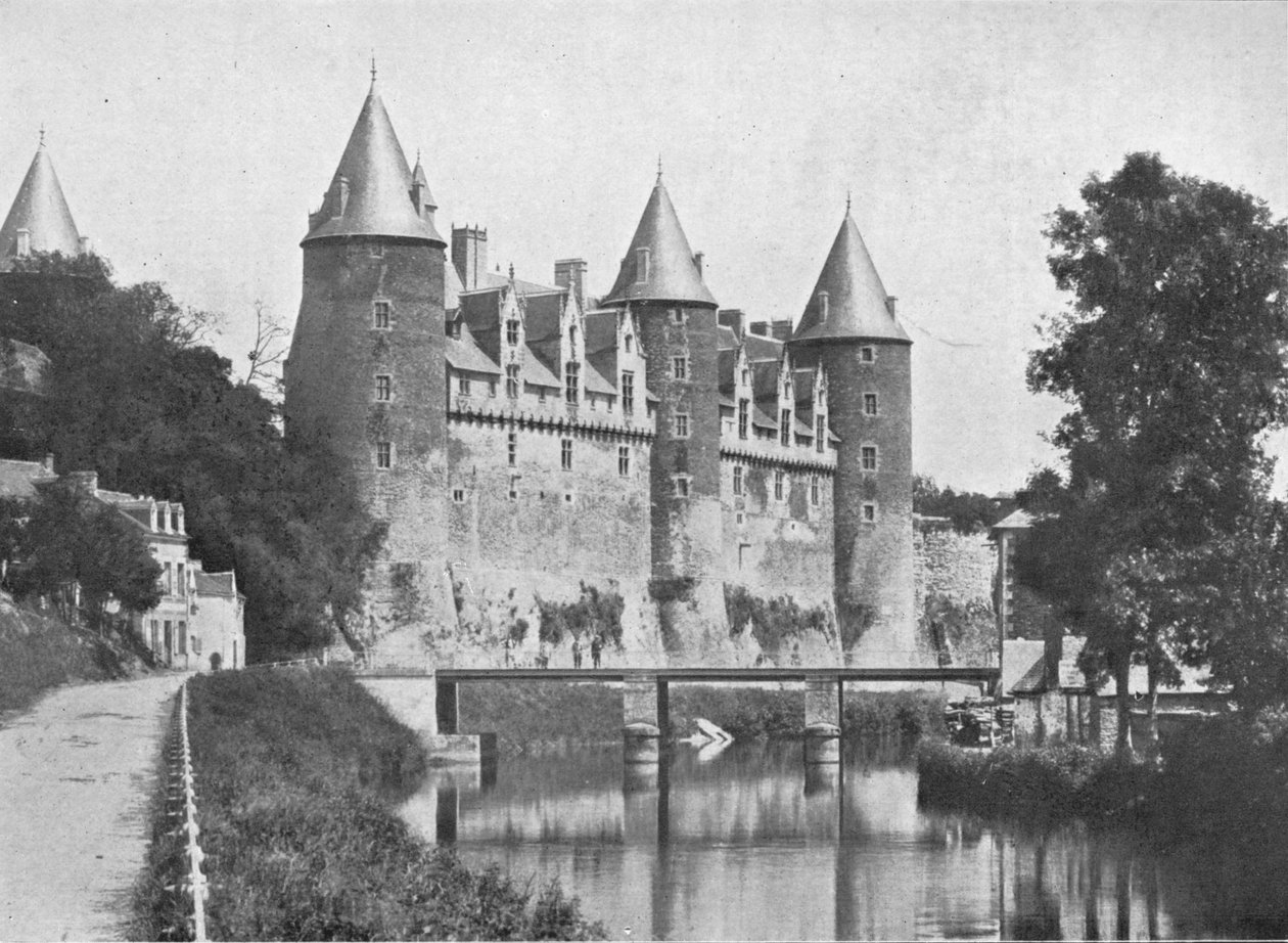 Schloss Josselin, Sitz des Herzogs von Rohan, um 1913 von Charles J. S. Makin
