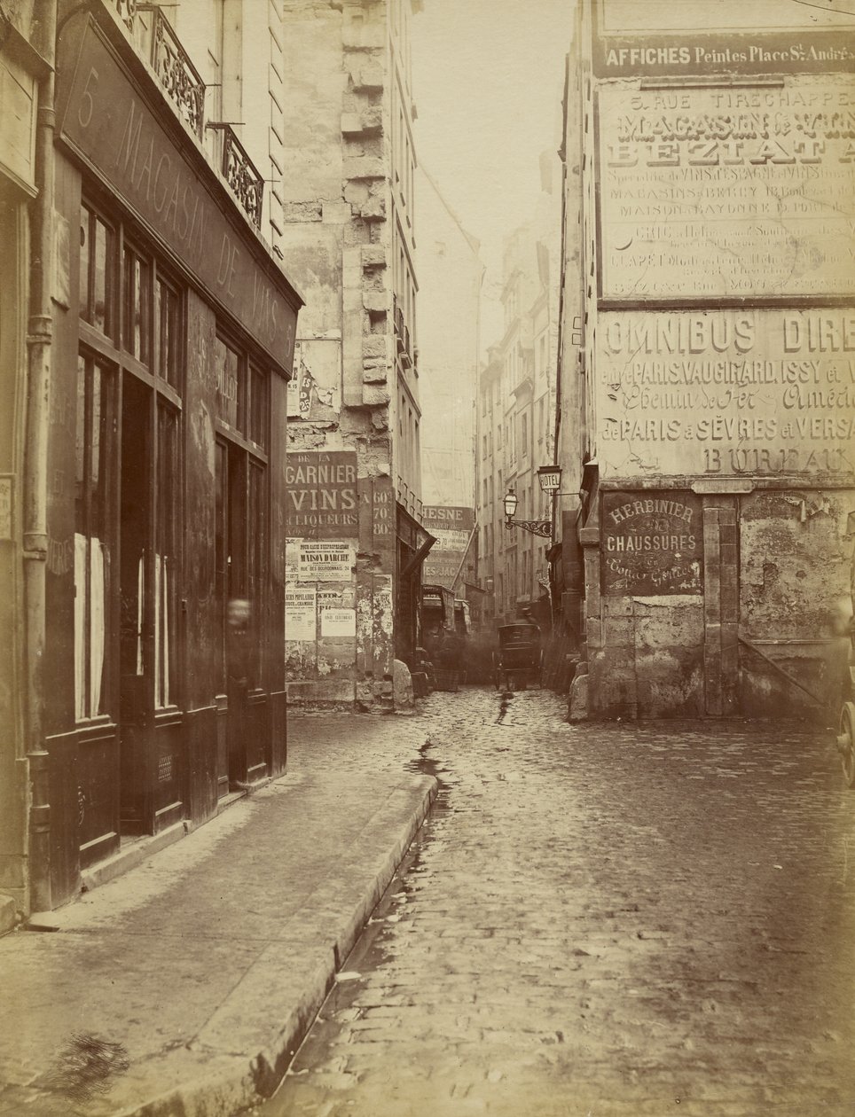 Rue Tirechappe, von der Rue Saint-Honoré aus gesehen von Charles Marville