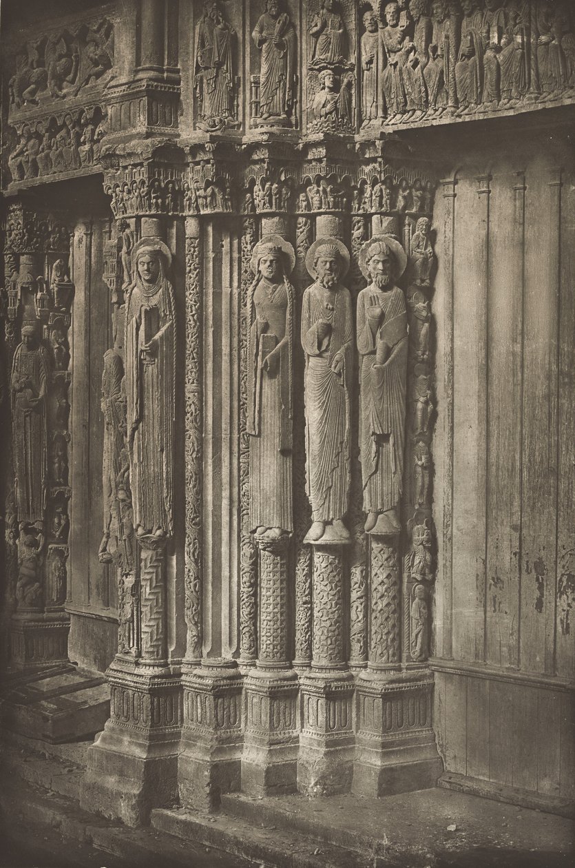 Kathedrale von Chartres. Rechte Tür des Königlichen Portals, Westseite, XII. Jahrhundert, vor Juli 1857 von Charles Nègre