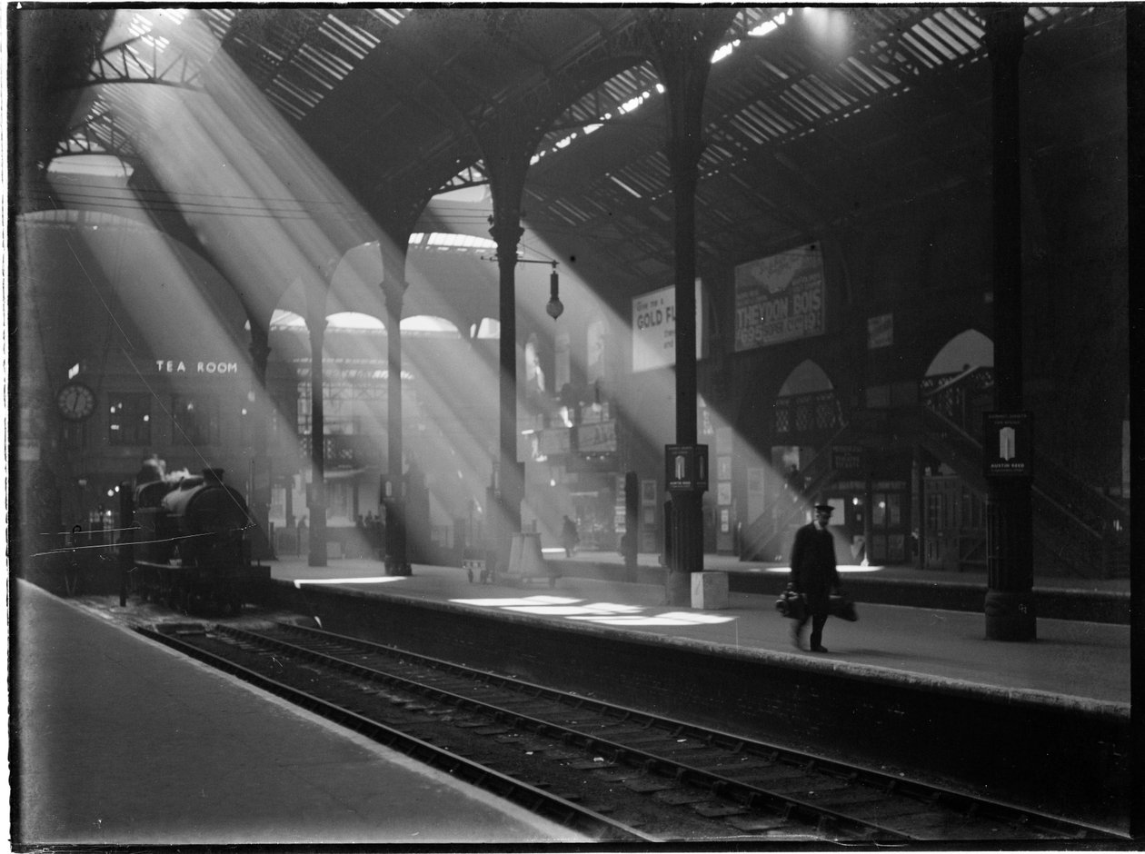 Liverpool Street Station, Liverpool Street, City of London, Greater London Authority, ca. 1932 von Charles William Prickett