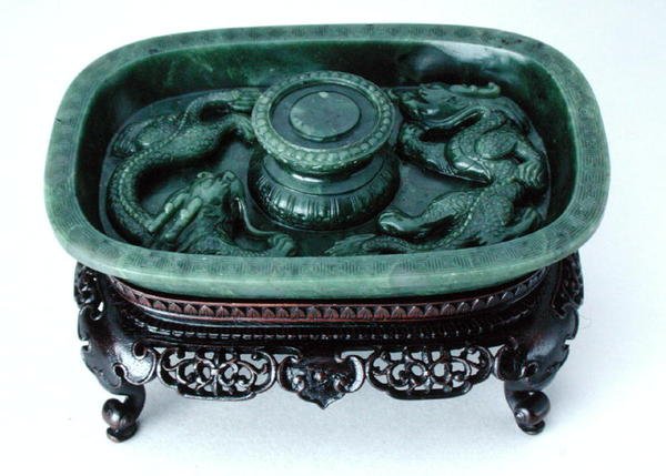 Kaiserlicher Tassenständer, Qianlong von Chinese School Chinese School