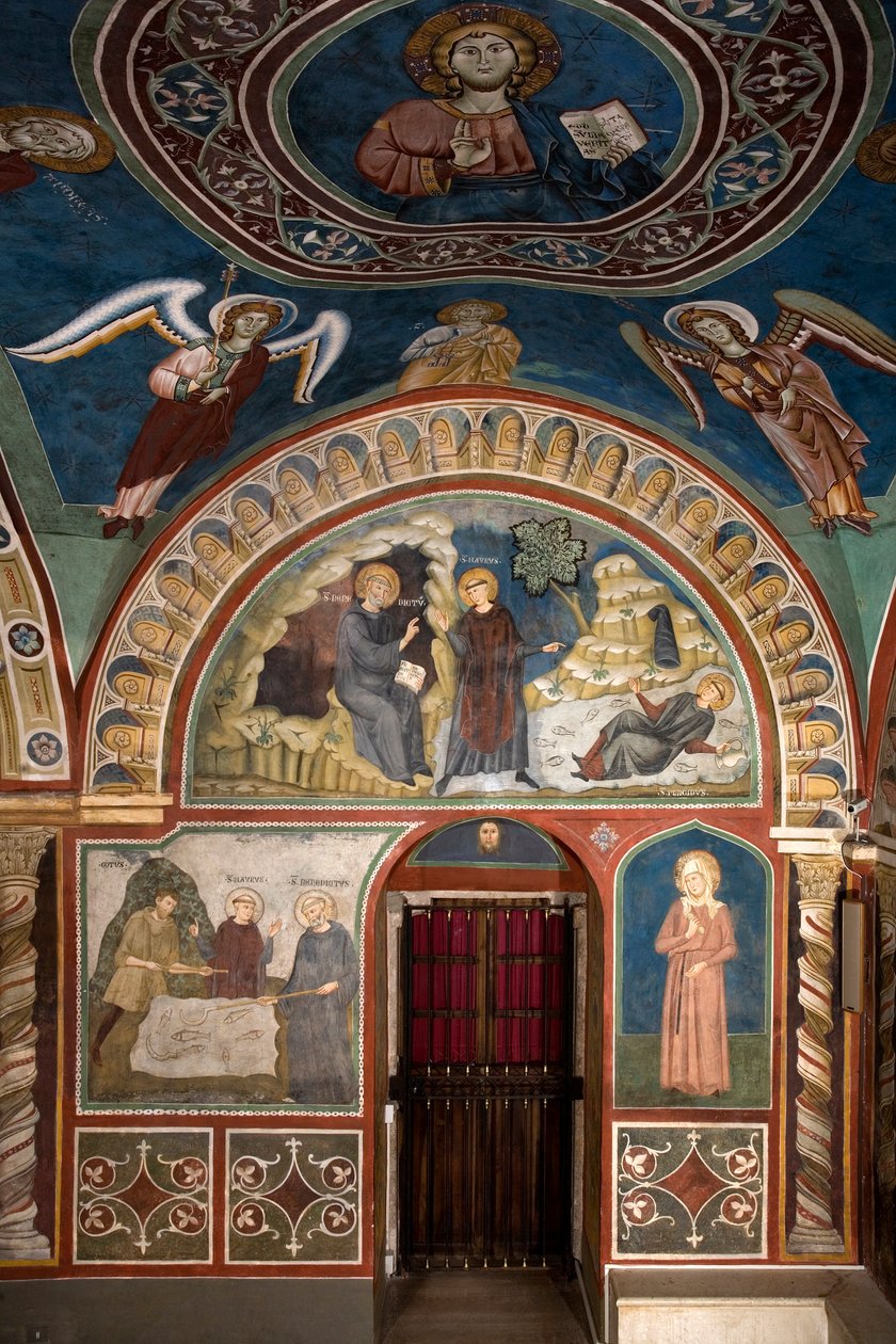 Verschiedene Episoden aus dem Leben des Heiligen Benedikt: im Zentrum „Das Wunder des Heiligen Placidus“. Benedikt von Nursia rettet dank des Eingreifens seines ersten Jüngers Maurus den jungen Placidus, der in den Strom eines Sees geraten ist. Unten das W von Consolo