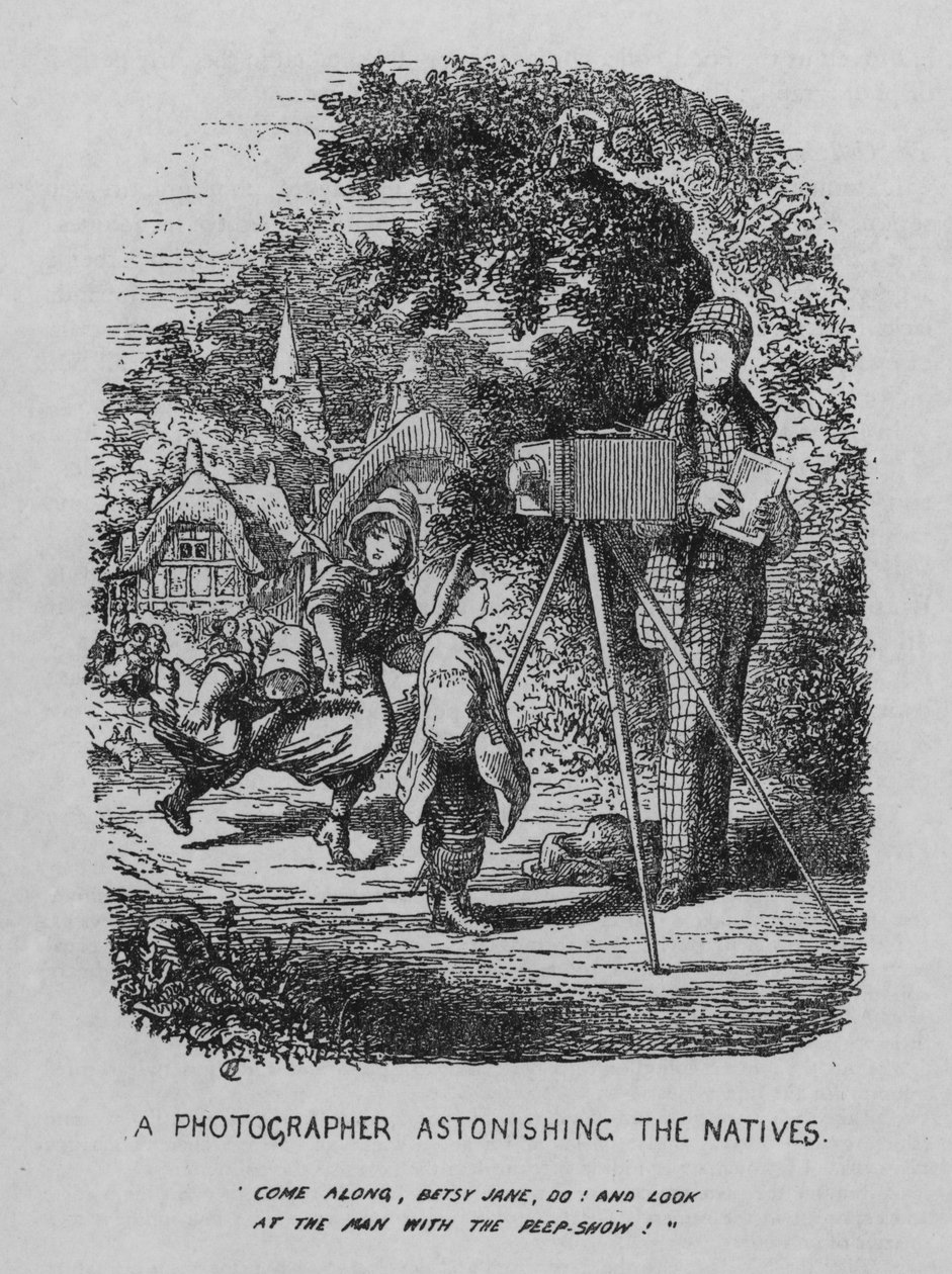 Ein Fotograf erstaunt die Einheimischen von Cuthbert Bede