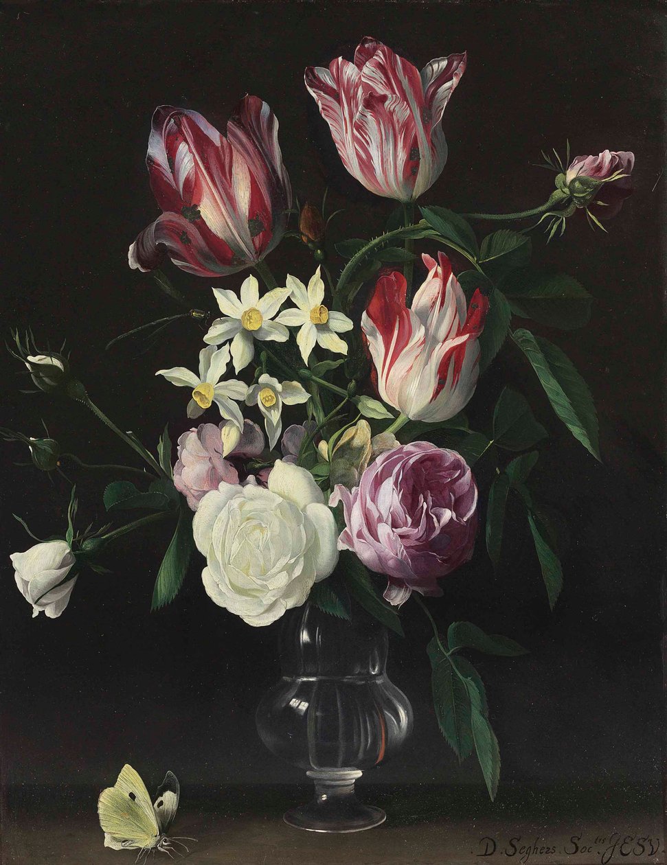 Rosen, Tulpen und Narzissen in einer Glasvase, mit einem Schmetterling, auf einem Sims von Daniel Seghers