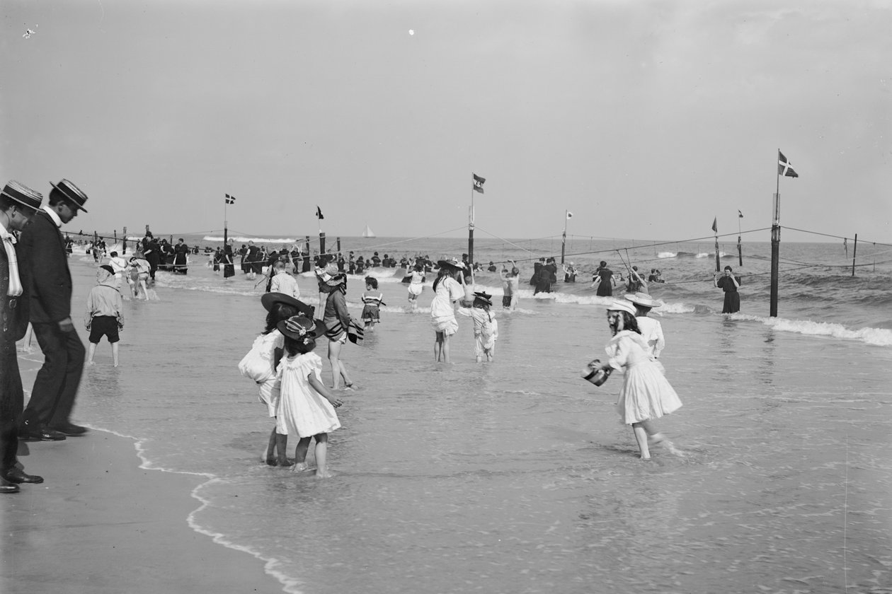 Strandszene, Rockaway, New York City, USA, ca. 1905 von Detroit Publishing Co.