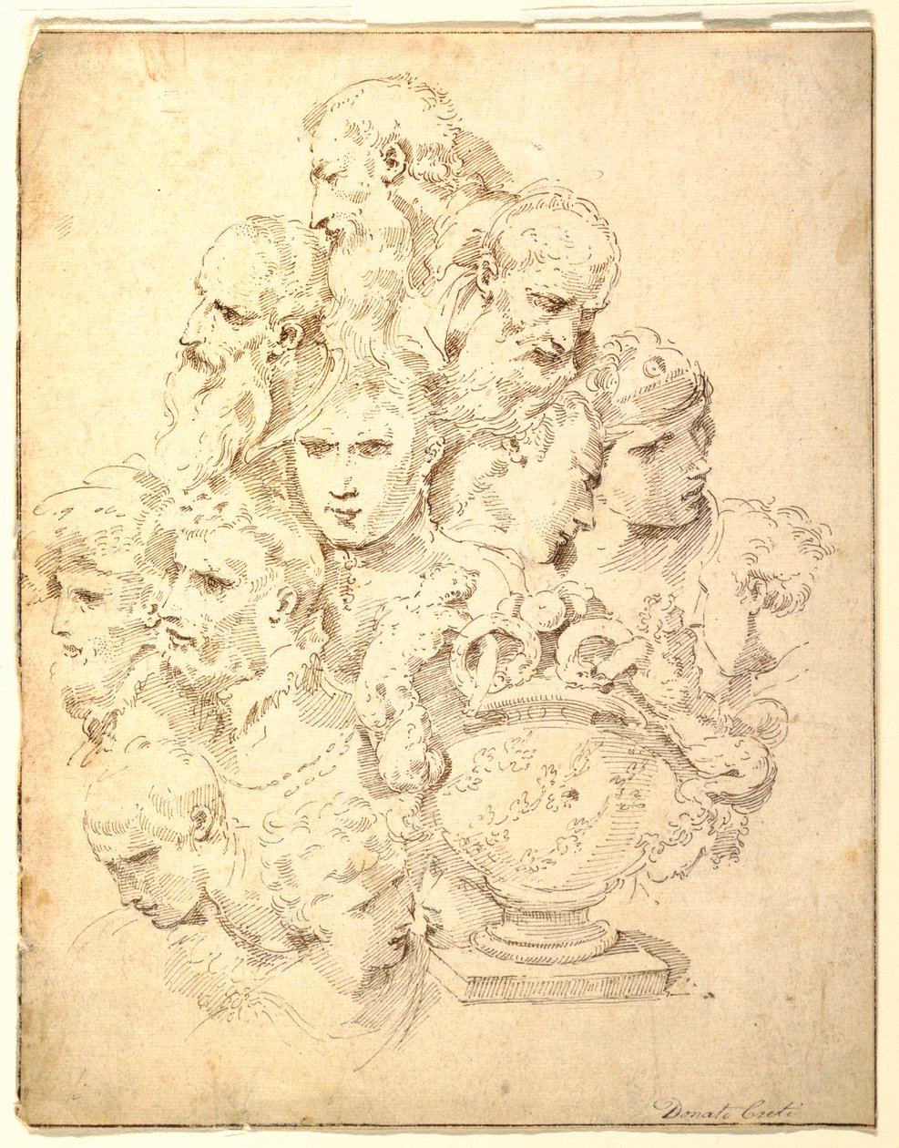 Zeichnung, Fantasie aus Köpfen und einer skulptierten Urne, ca. 1730 von Donato Creti