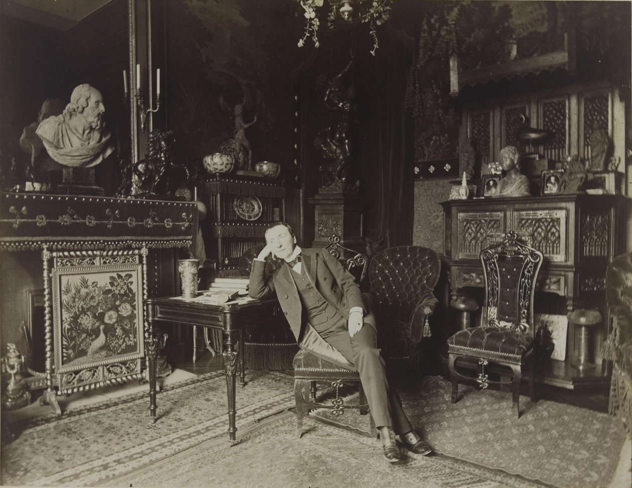 Jane Dieulafoy, Forscherin, fotografiert von Dornac von Dornac