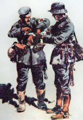 Sanitäter behandelt einen verwundeten Offizier an der Westfront von E. (after) Dobrich