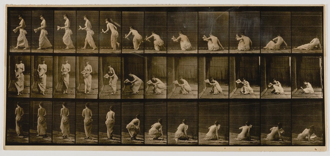 Frau erhebt sich vom Sitzen auf dem Boden, aus dem Buch Animal Locomotion von Eadweard Muybridge
