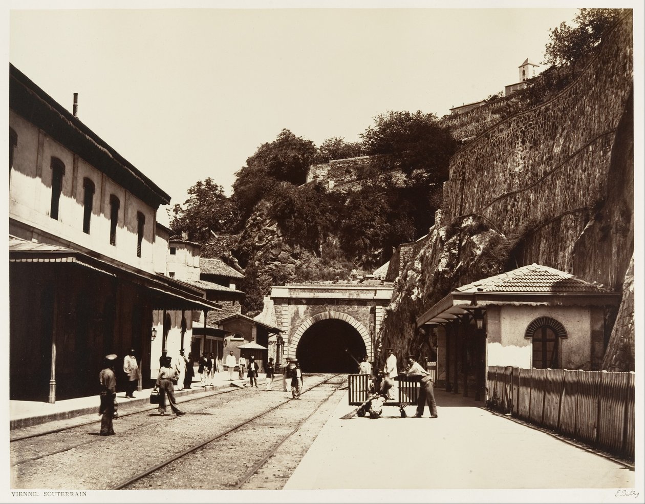 Vienne, unterirdischer Gang von Édouard Baldus