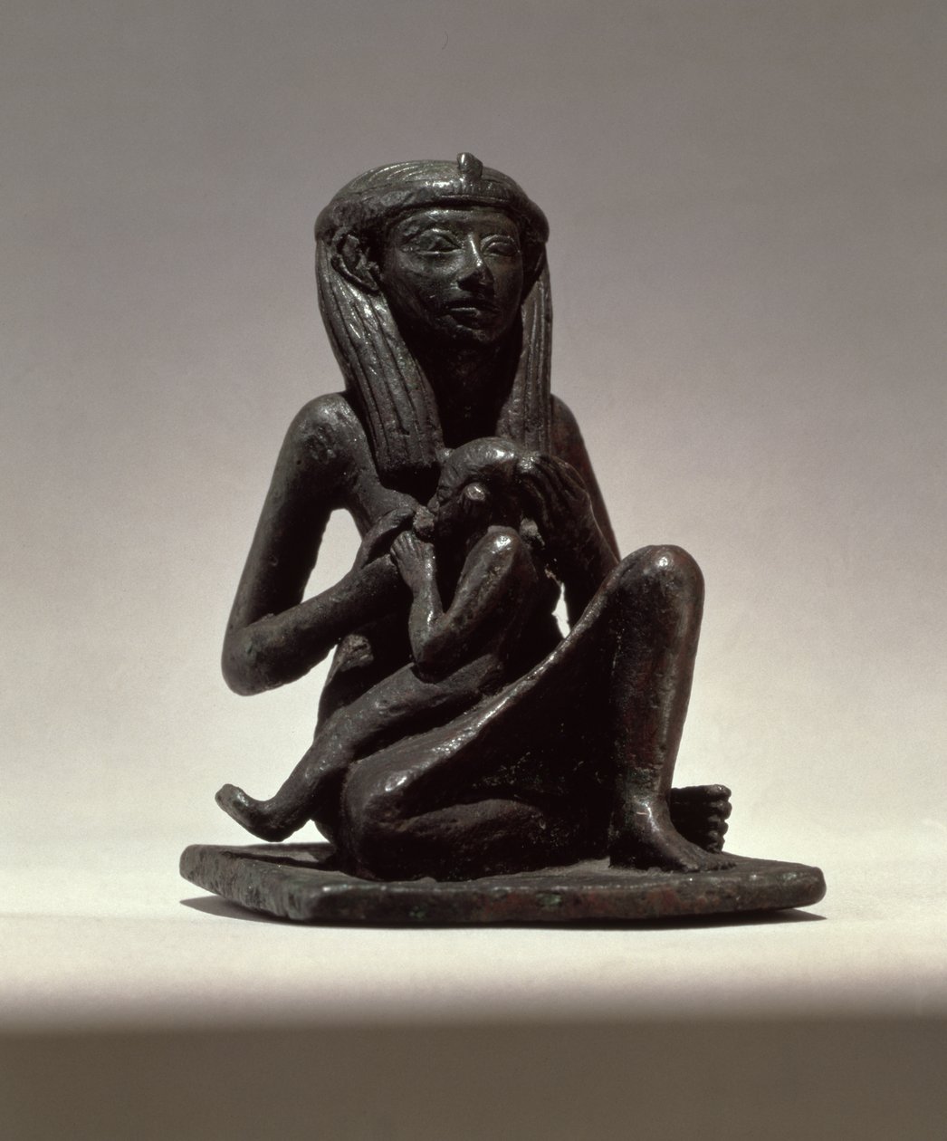 Prinzessin stillt ein Kind, möglicherweise aus Edfu, Zweite Zwischenzeit von Egyptian 13th Dynasty