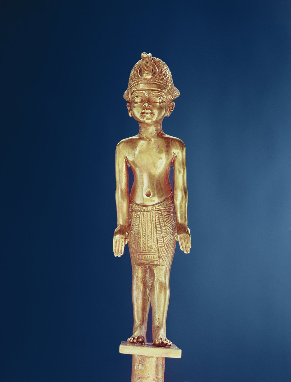 Figur des Königs, aus dem Grab von Tutanchamun (ca. 1370-1352 v. Chr.) Neues Reich (Gold) von Egyptian 18th Dynasty