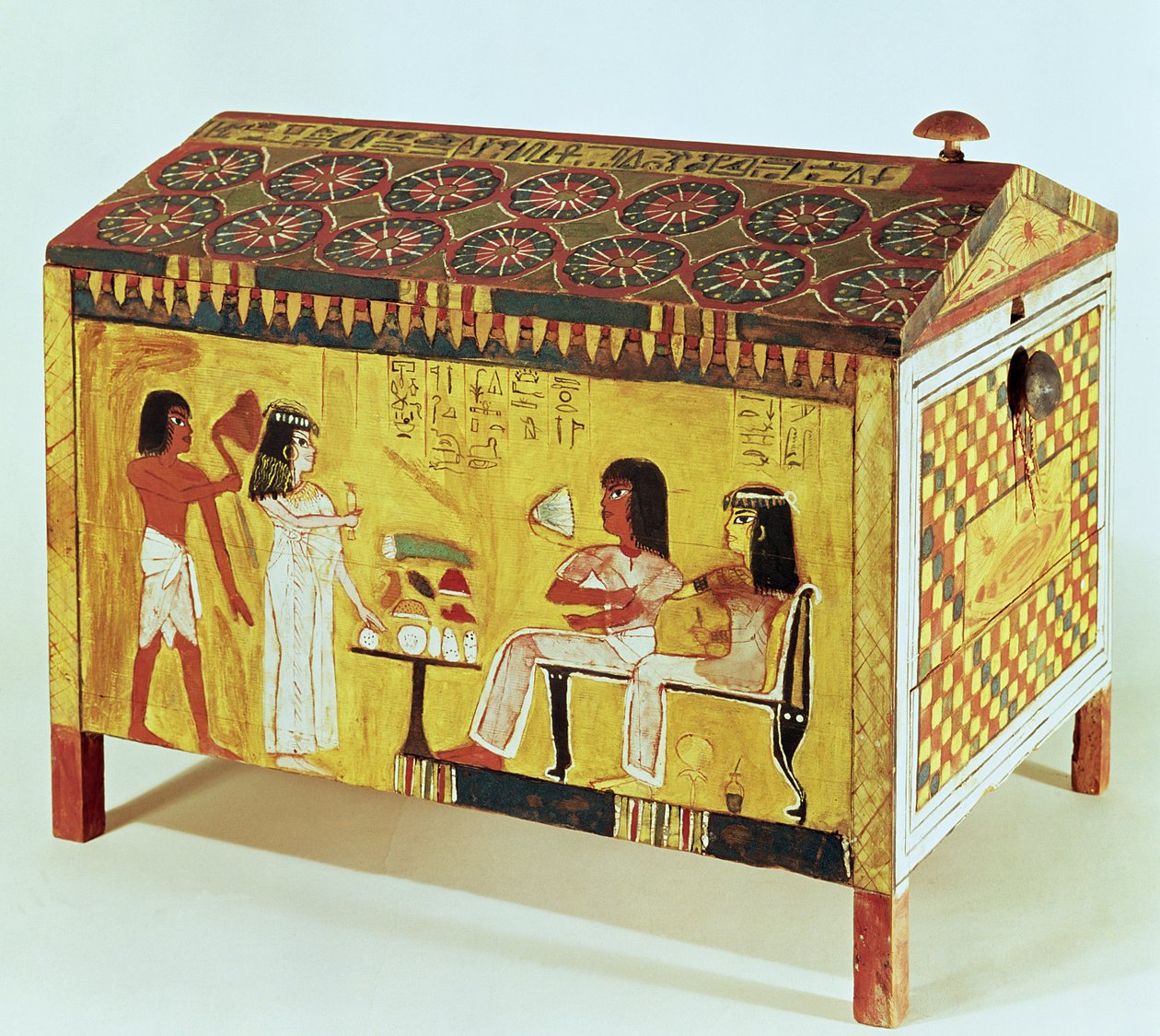 Bemalte Truhe mit einem Bankettszene aus dem Grab von Kha (gest. ca. 1390-52 v. Chr.) gefunden in Deir el-Medina, Neues Reich (Holz) von Egyptian 18th Dynasty