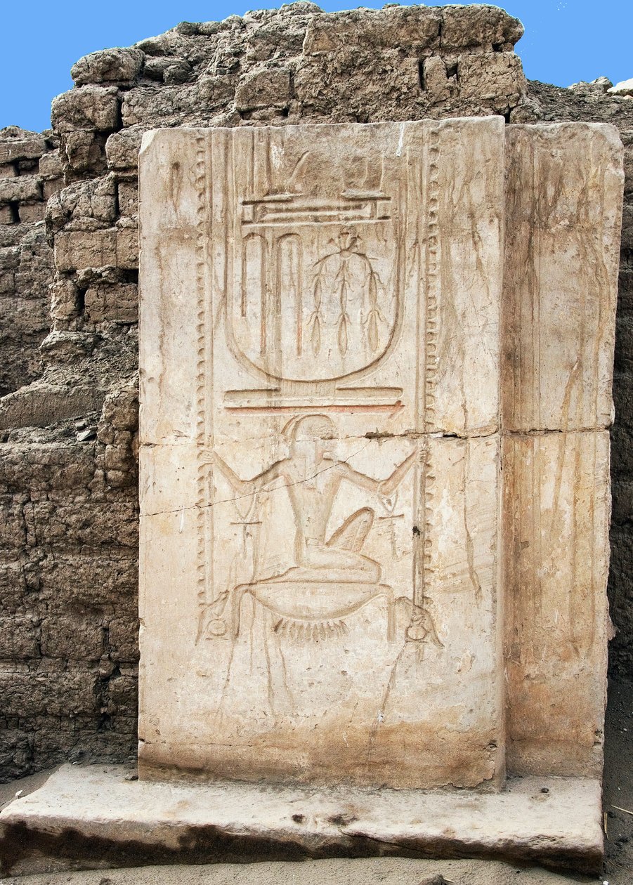 Ägyptische Antike: Stele des Pharaos Ramses II. (1279-1213 v. Chr.) mit Langlebigkeitswunsch, Totentempel, der ihm gewidmet ist, Ramasseum-Stätte in Luxor, Ägypten von Egyptian 19th Dynasty