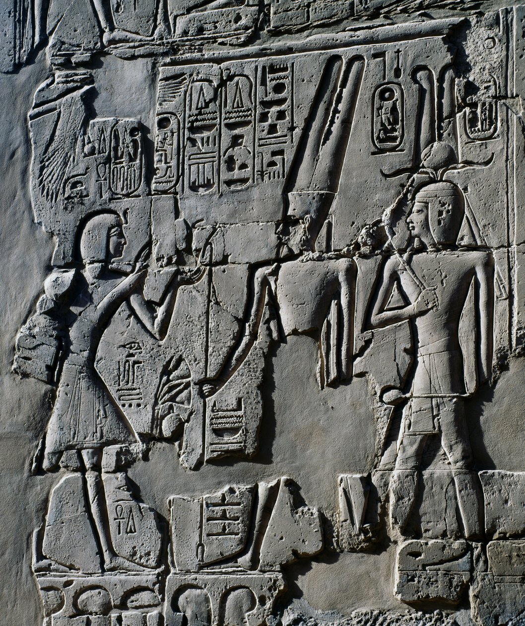 Junger Ramses II. vor Gott Amun, (Detail) von Egyptian 19th Dynasty